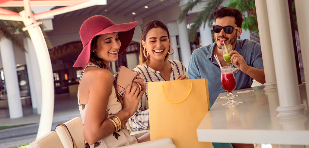 This image has an empty alt attribute; its file name is Compras_Palm_Beach-1024x490.jpg